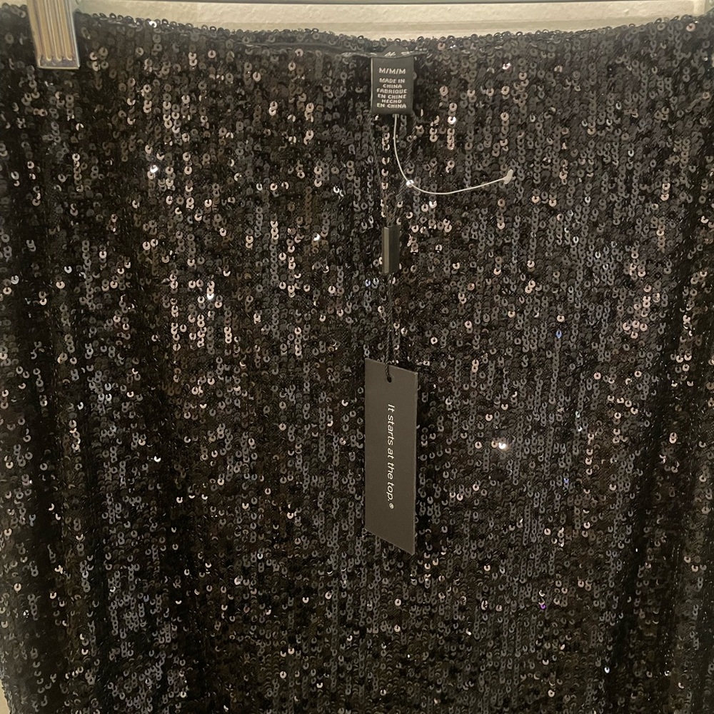 NWT Cable & Gauge Black Sequin Skirt - Picture 2 of 3